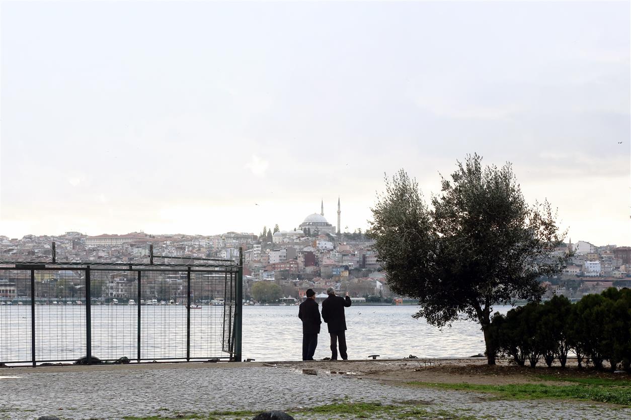 Traveling the world is one of life’s most rewarding experiences, but planning the perfect trip can be overwhelming. EF Go Ahead Tours simplifies global travel by offering expertly designed guided group tours that take care of every detail—so you can focus on enjoying the journey. With access to 200+ tours across 80+ countries, EF Go Ahead Tours has become a trusted choice for travelers seeking immersive, stress-free adventures.