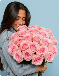 Fresh Rose Arrangements Styling Ideas for Every Room